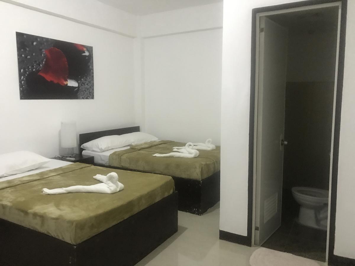 4C'S Tourist Lodge 푸에르토프린세사 외부 사진