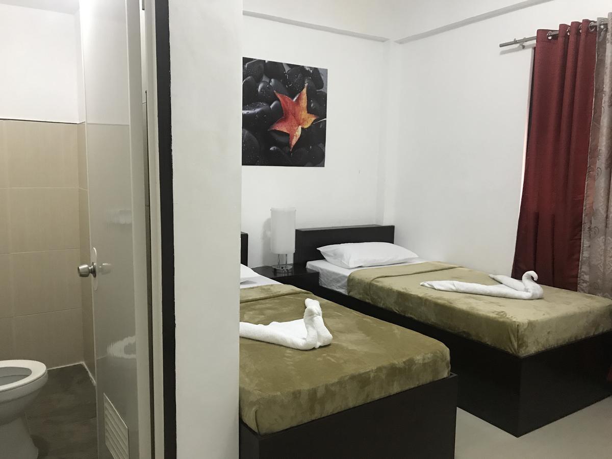 4C'S Tourist Lodge 푸에르토프린세사 외부 사진